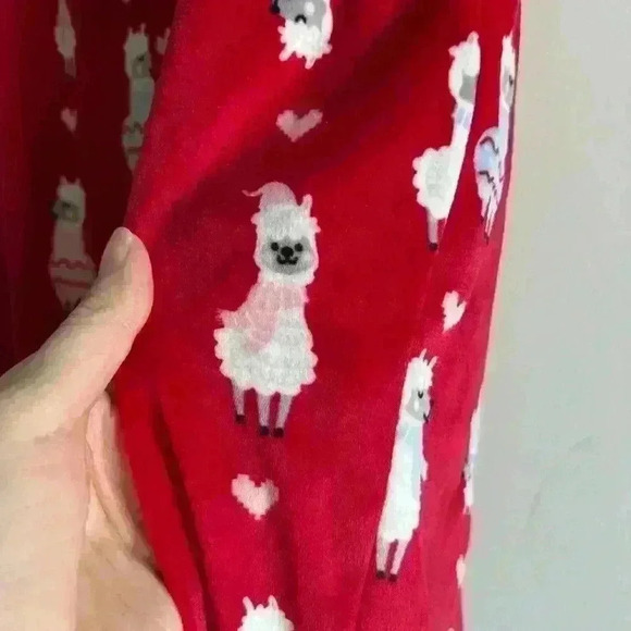 NWT Be Yourself Sleepwear Women’s Lama Red Valentines Day Cute Pajamas Small - Picture 6 of 12